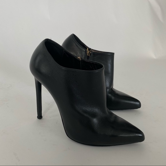 Yves Saint Laurent Shoes - SAINT LAURENT PARIS BOOTIES